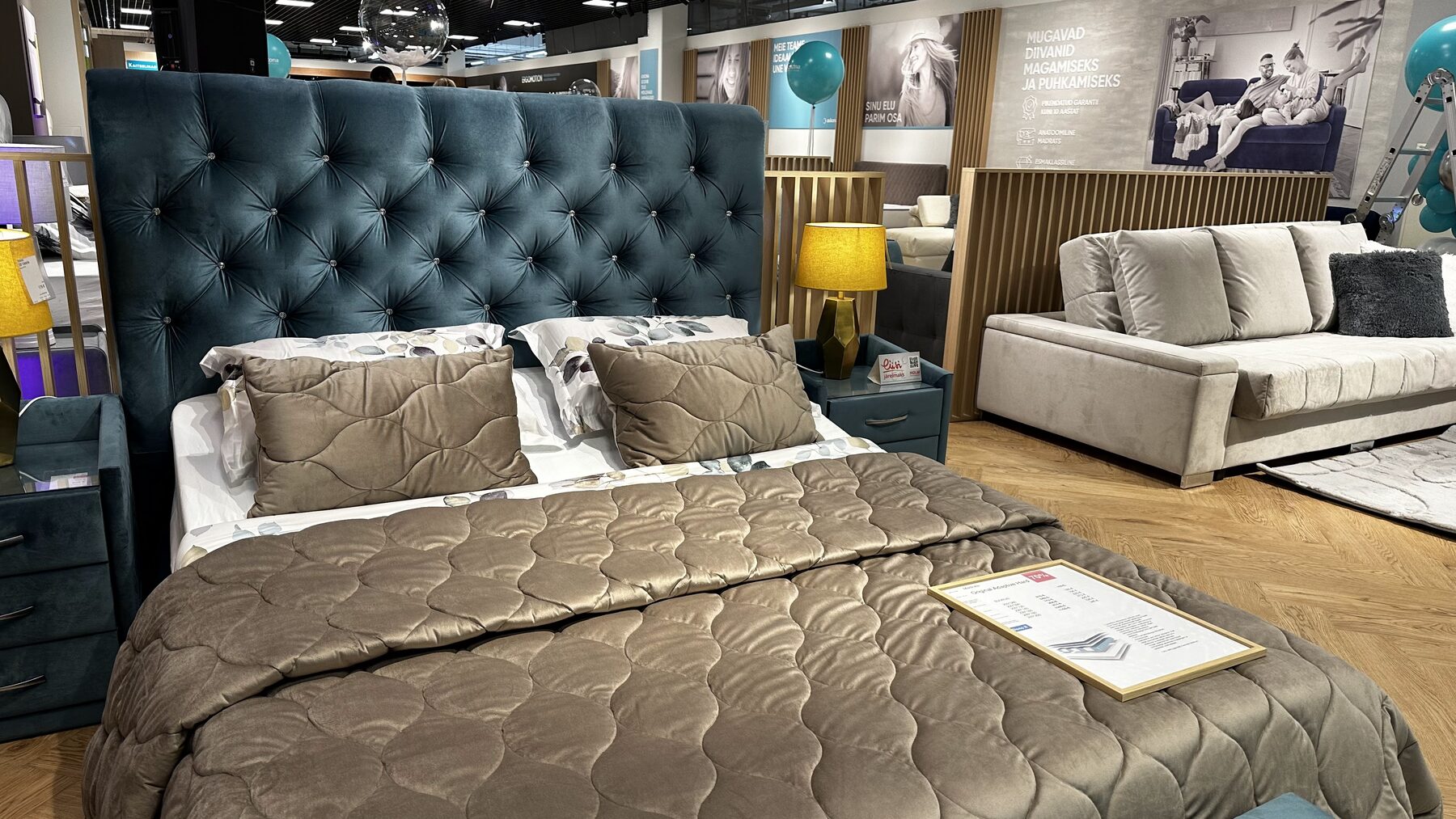 Askona showroom with beds and bedding